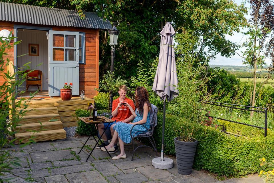 Hawthorn Hut Kilkenny Glamping At Jenkinstown House Hotel Jenkinstown Park Eksteriør billede
