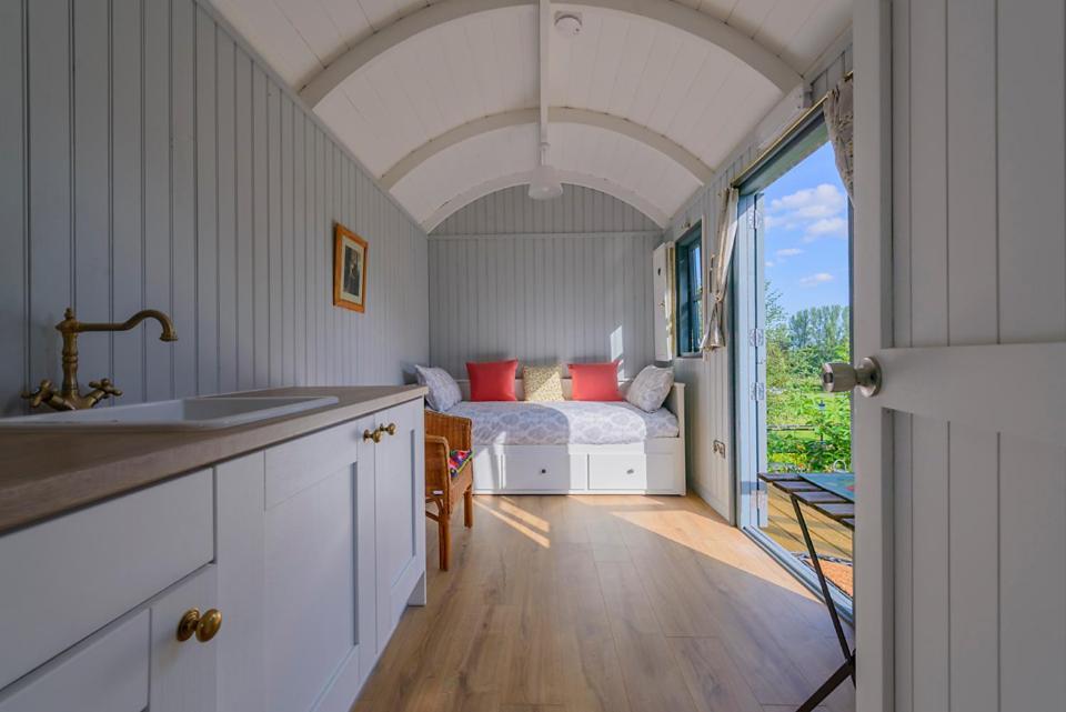 Hawthorn Hut Kilkenny Glamping At Jenkinstown House Hotel Jenkinstown Park Eksteriør billede