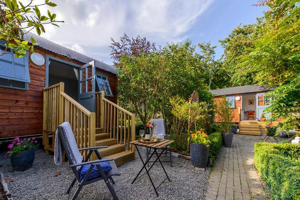 Hawthorn Hut Kilkenny Glamping At Jenkinstown House Hotel Jenkinstown Park Eksteriør billede